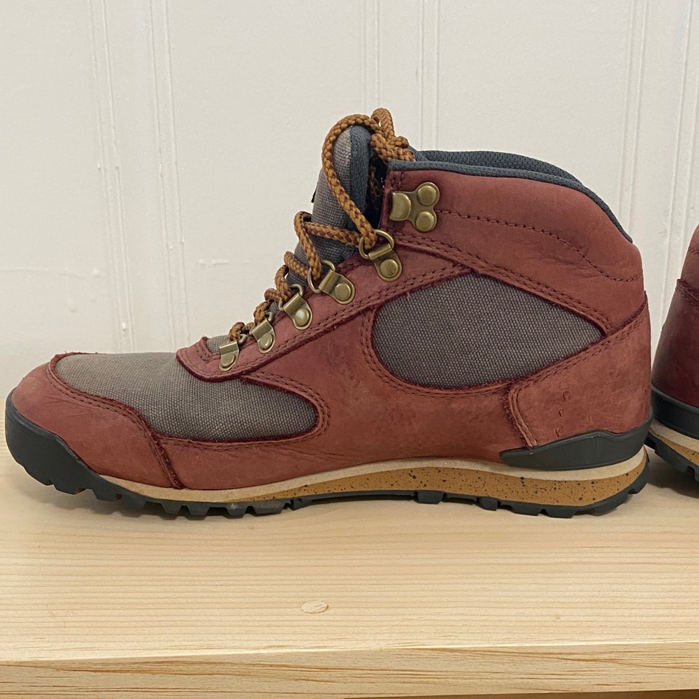 Danner Women’s Red and Tan Hiking Boots - Picture 3 of 10